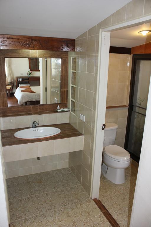 Sea Scene Resort Wok Tum Room photo